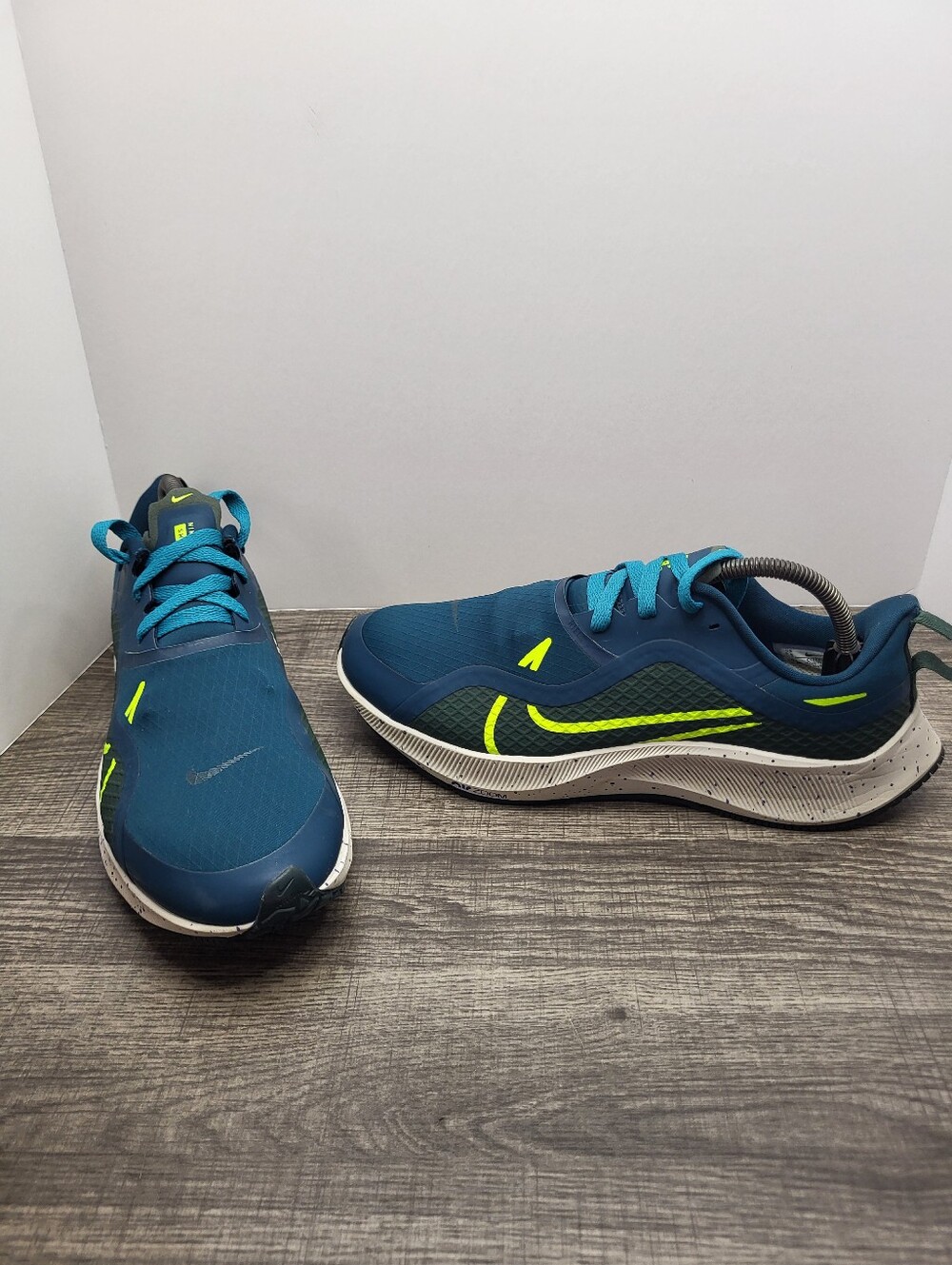 Nike Air Zoom Pegasus 37 Shield Running Shoes Sneakers Men's Size 9.5 Blue Green